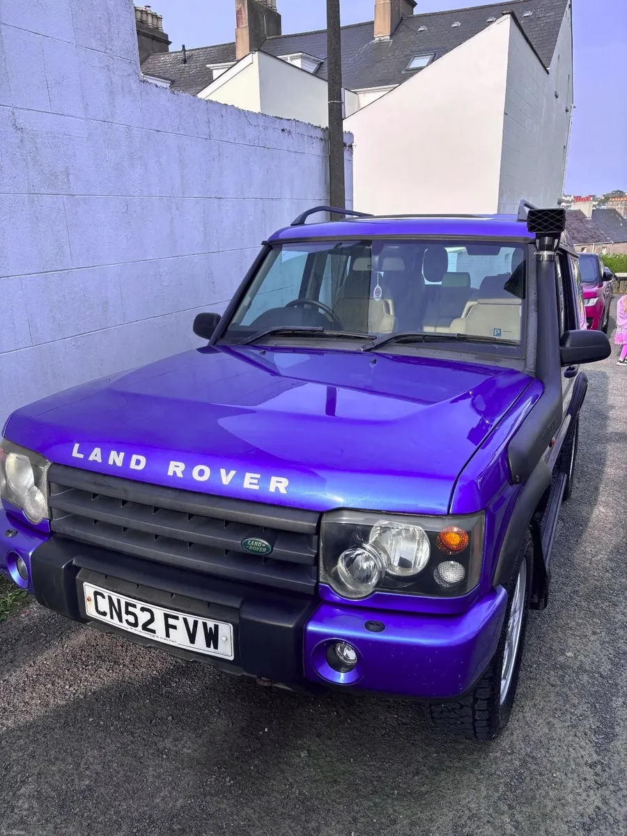 Land Rover Discovery 2 TD5 XS Auto  2002 - Image 2