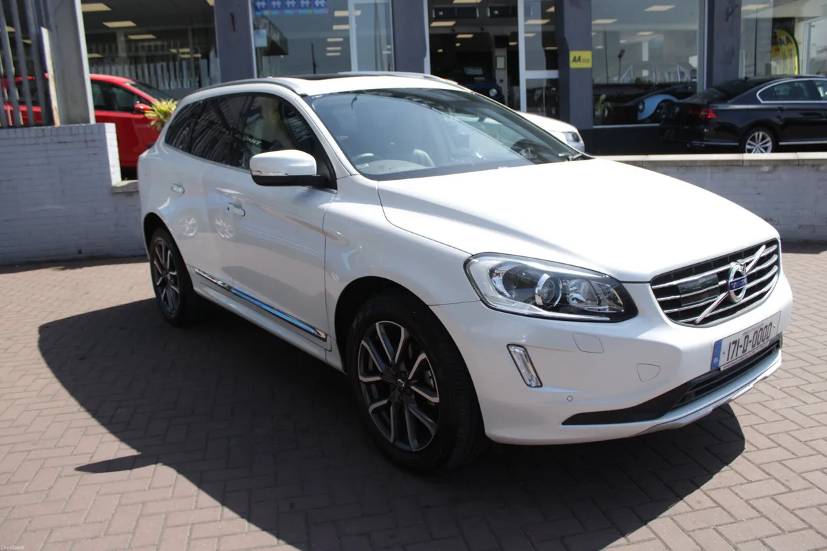 2.0D4 INSCRIPTION 5DR ESTATE AUTO WITH PANORAMIC S - Image 1