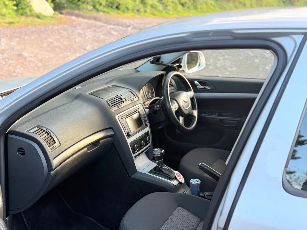 Skoda Octavia 2011 For Sale 🚗 - Image 3