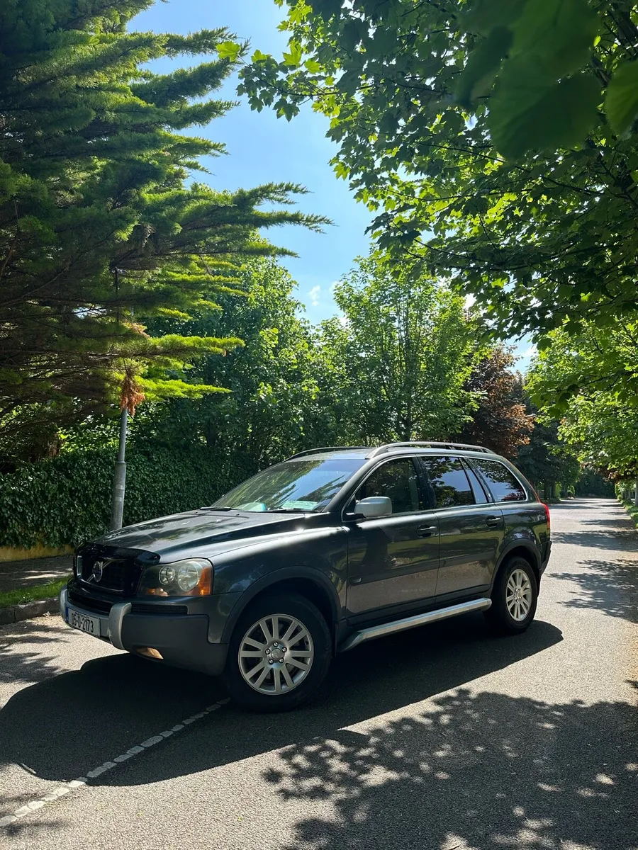 Volvo xc90 Low Miles - Image 2
