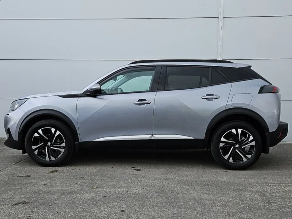 Peugeot 2008 Allure 1.2 100bhp - Image 5
