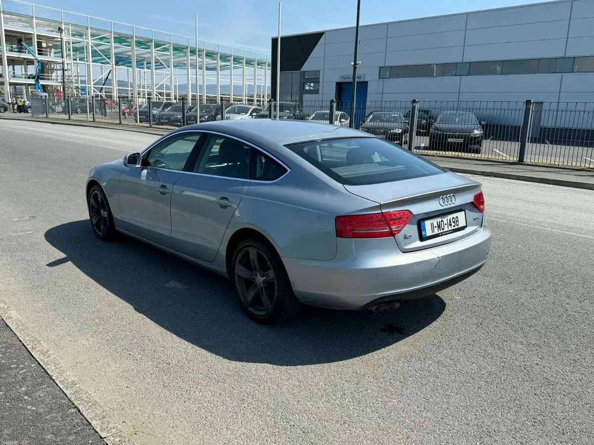 Audi a5 automatic 2.0 TDI diesel - Image 4