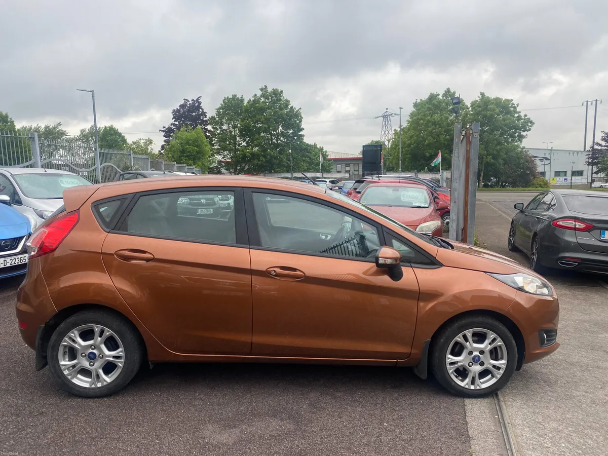 Ford Fiesta 2015 GREAT STARTER CAR - Image 3
