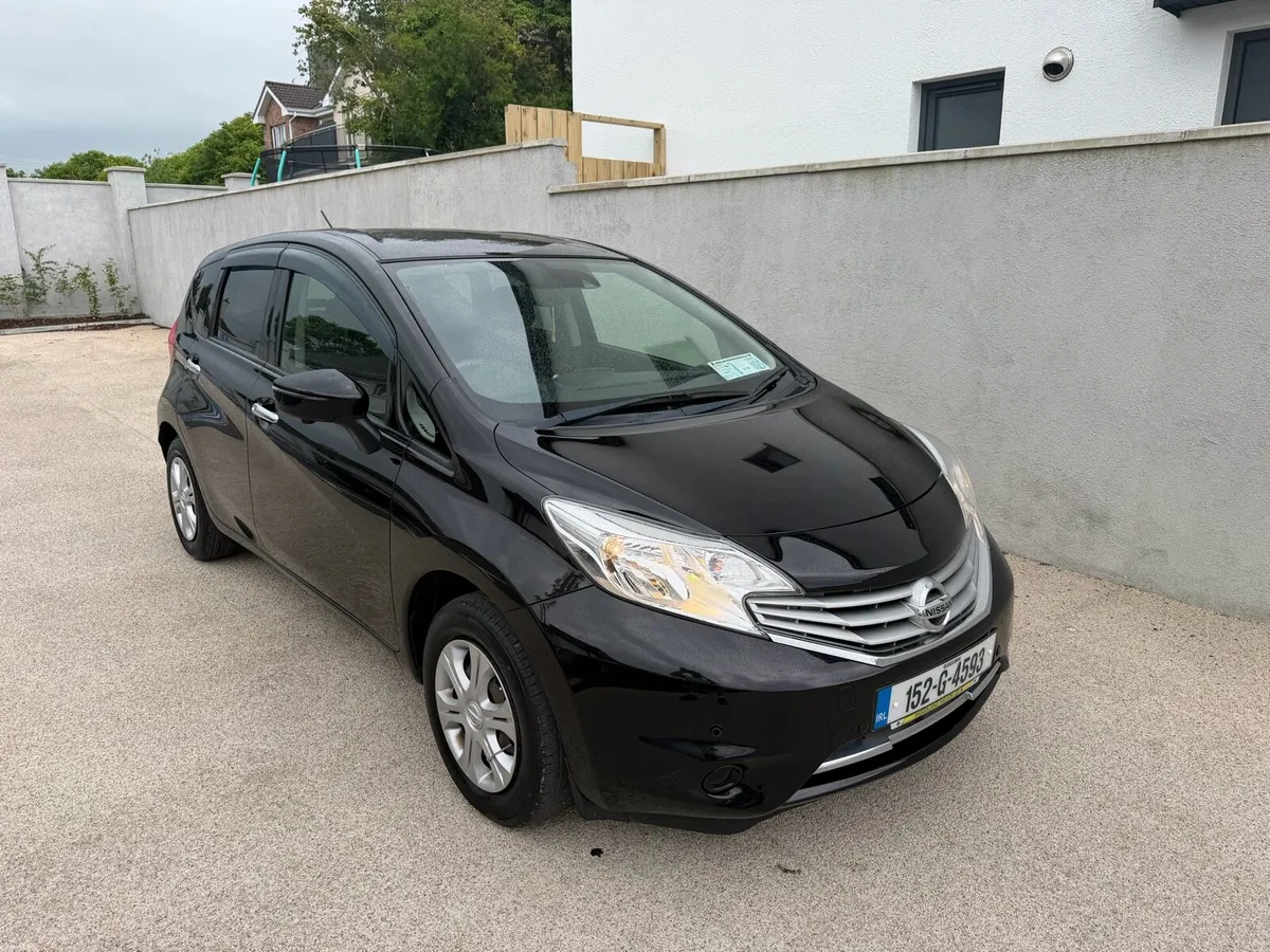 2015 NISSAN NOTE AUTOMATIC NCT 9-27 TAX 8-26 - Image 1