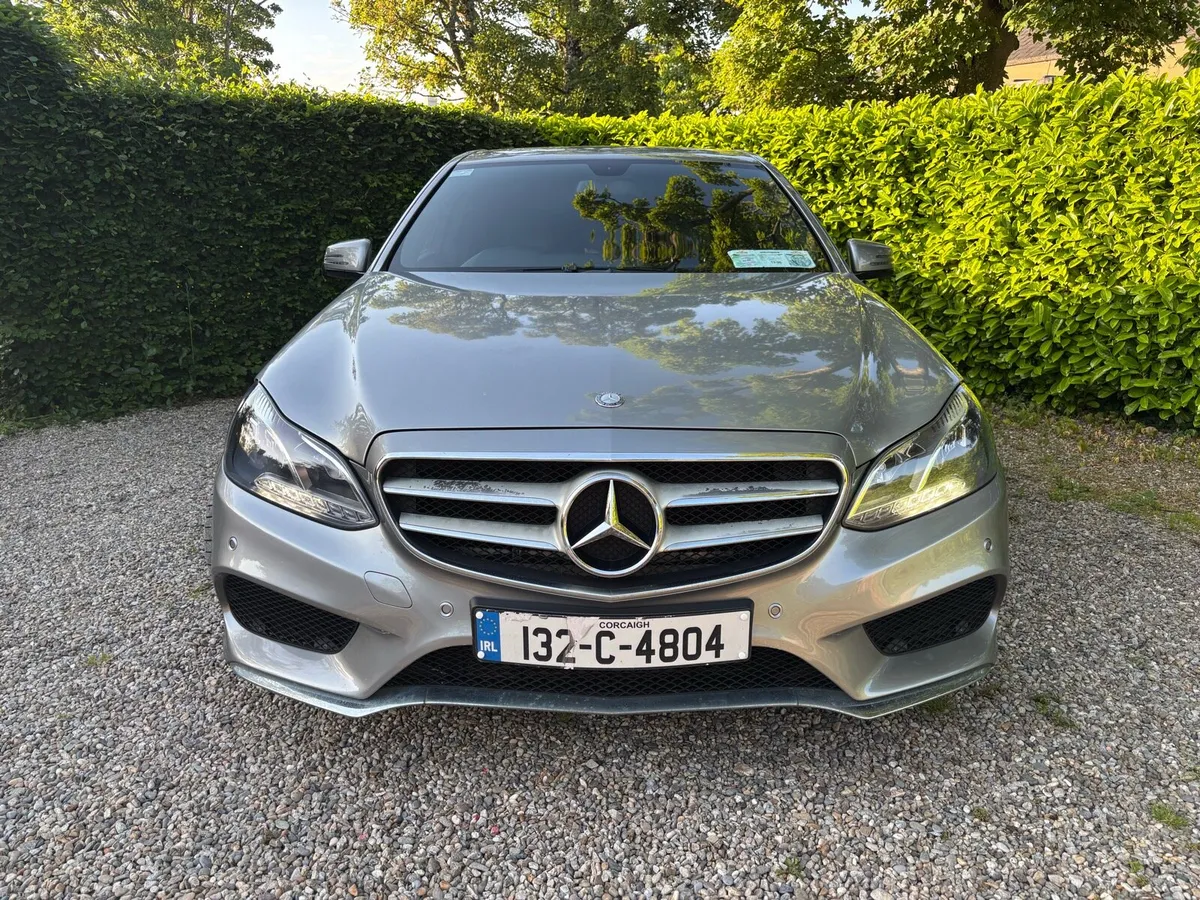 Mercedes E300 AMG Hybrid €6750 - Image 2