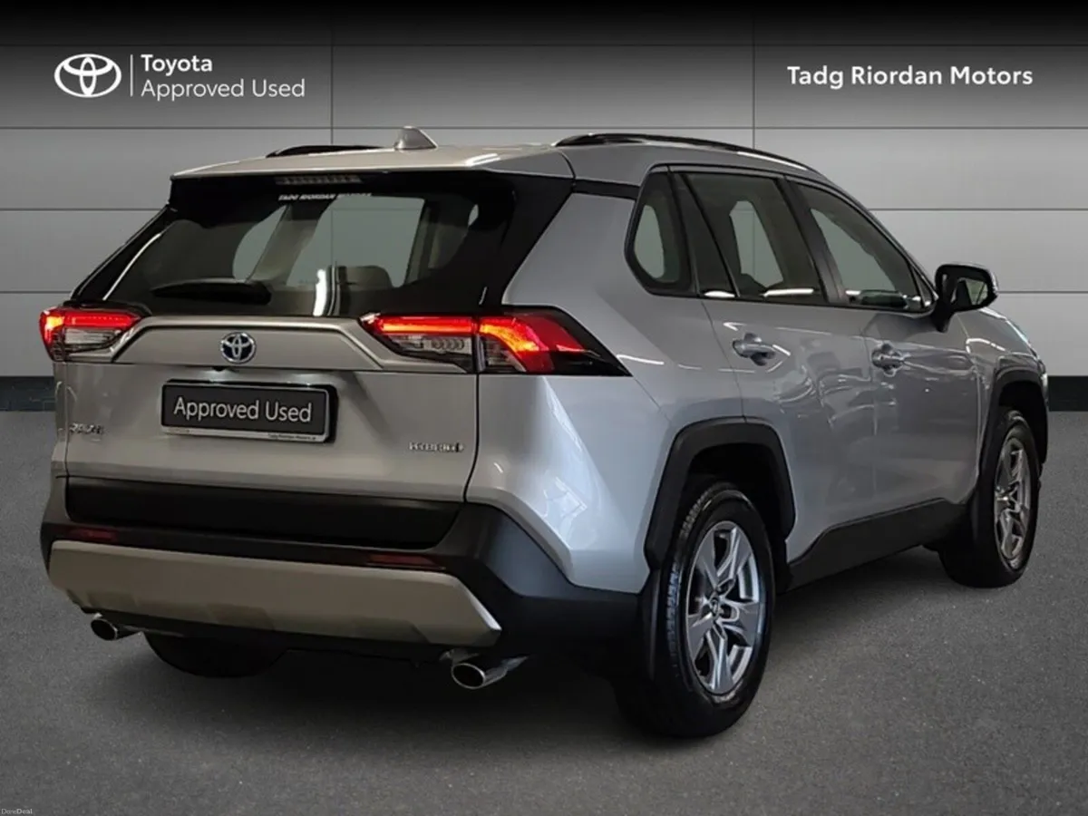 Toyota RAV4 HYBRID LUNA 4DR AUTO - Image 2