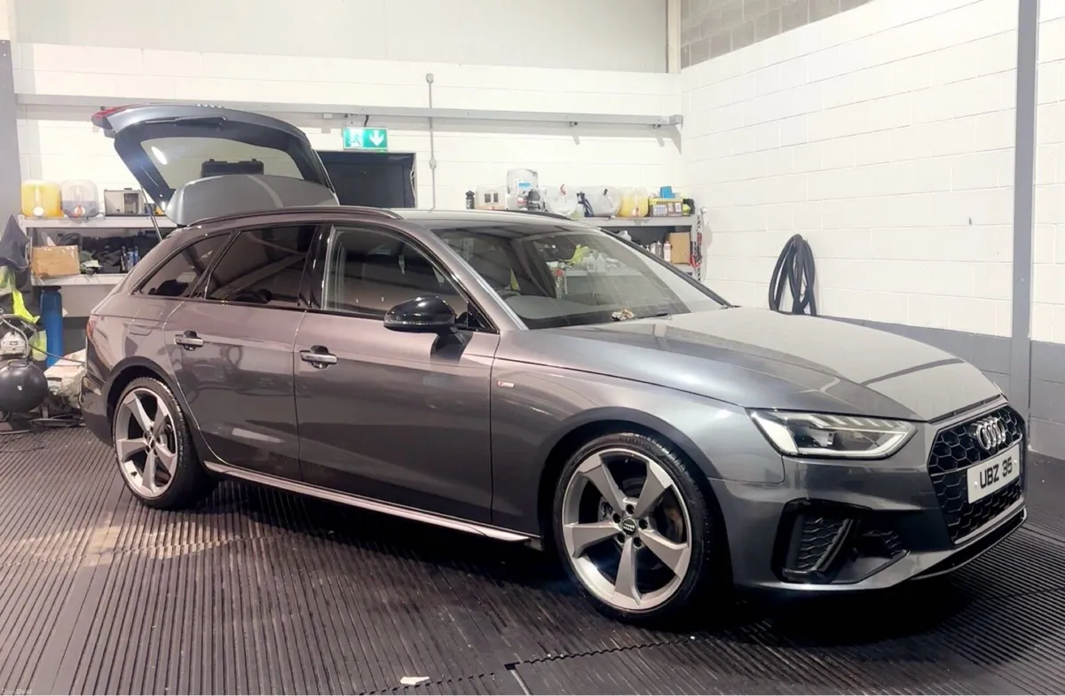 2020 Audi A4 2.0 TDI black edition S line Avant - Image 1