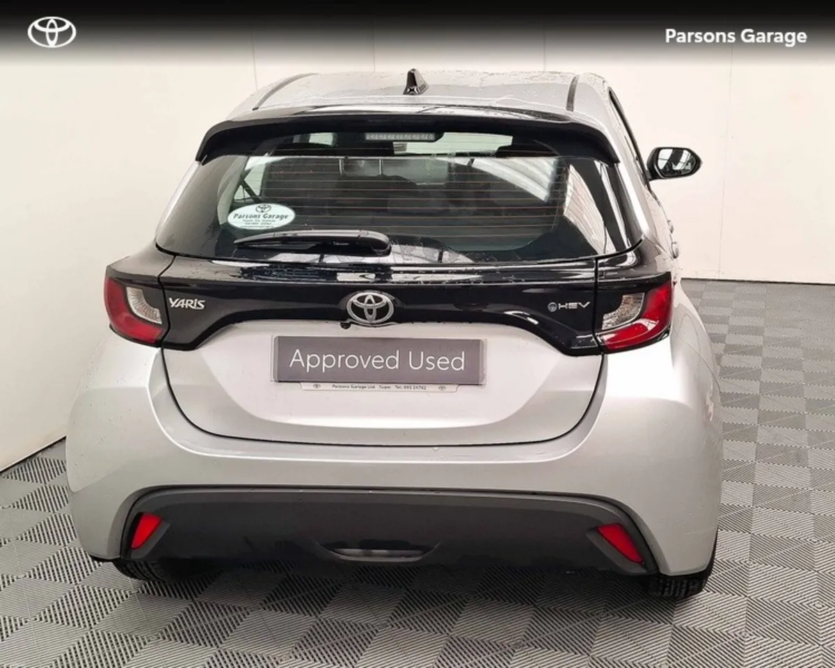 Toyota Yaris 1.5 - Image 4