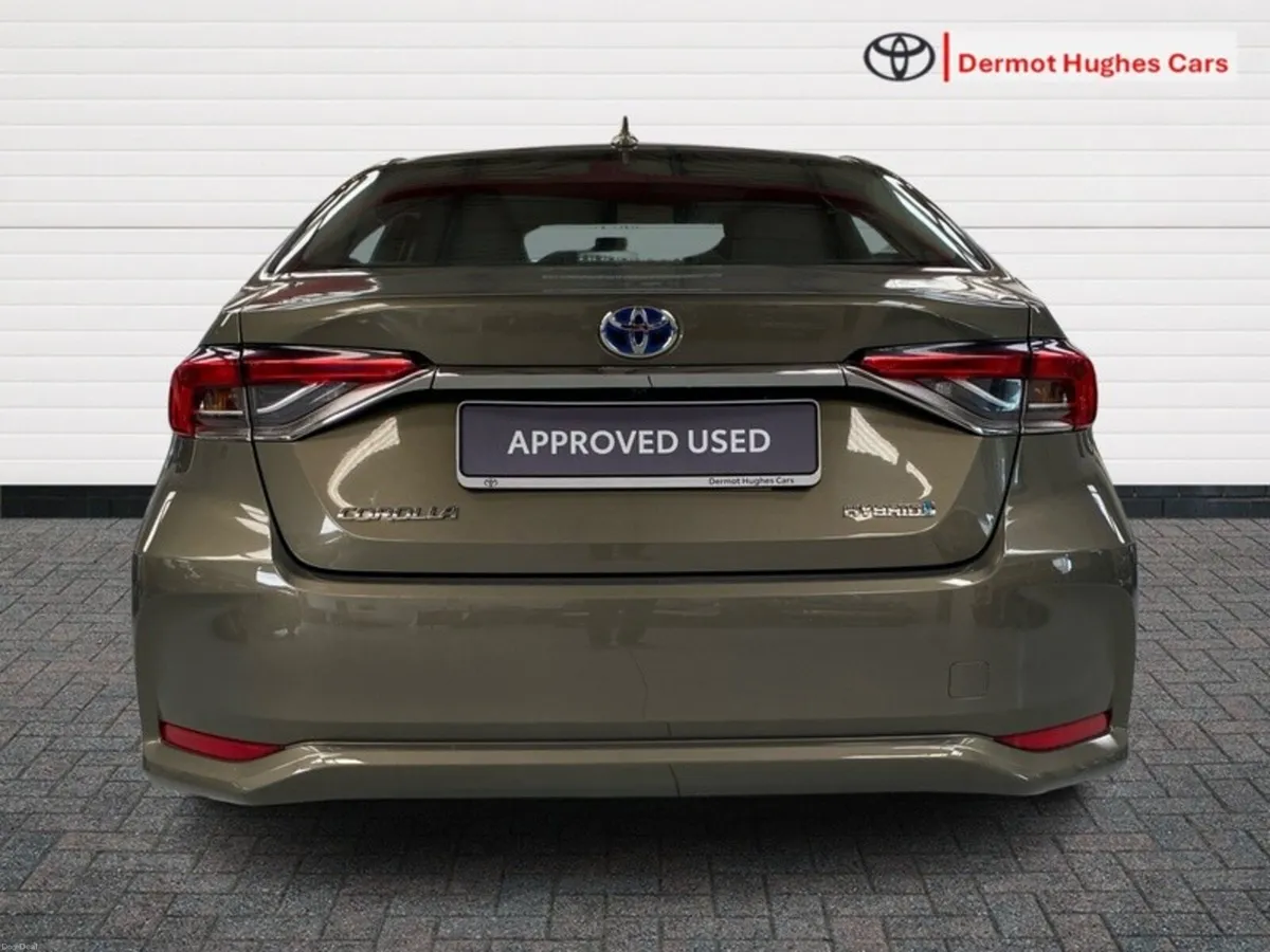 Toyota Corolla COROLLA HYBRID LUNA - Image 4