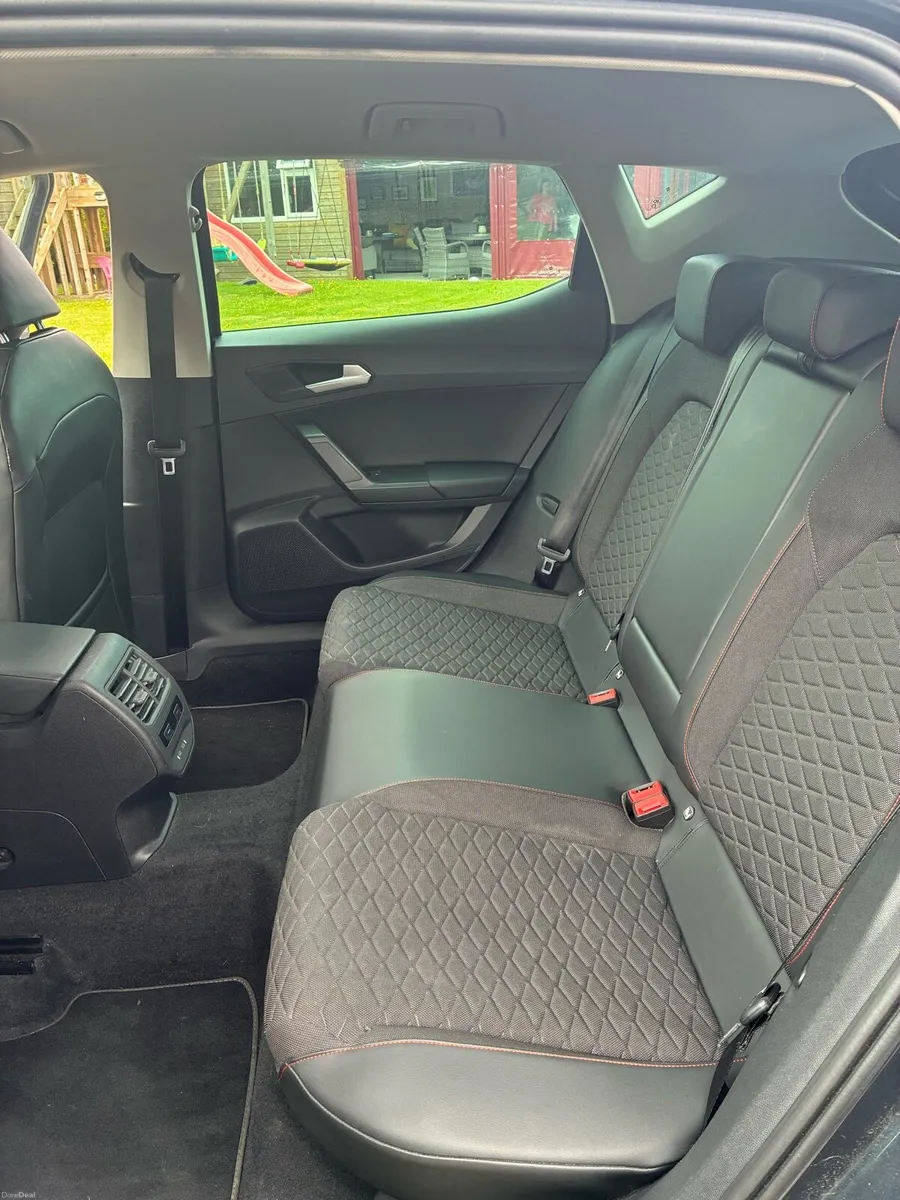 *Price drop* Seat Leon Fr 2.0TDI 150BHP DSG 2021 - Image 5