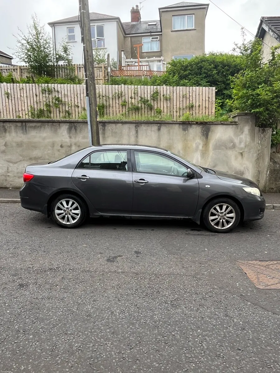 Toyota Corrola Luna - Image 3