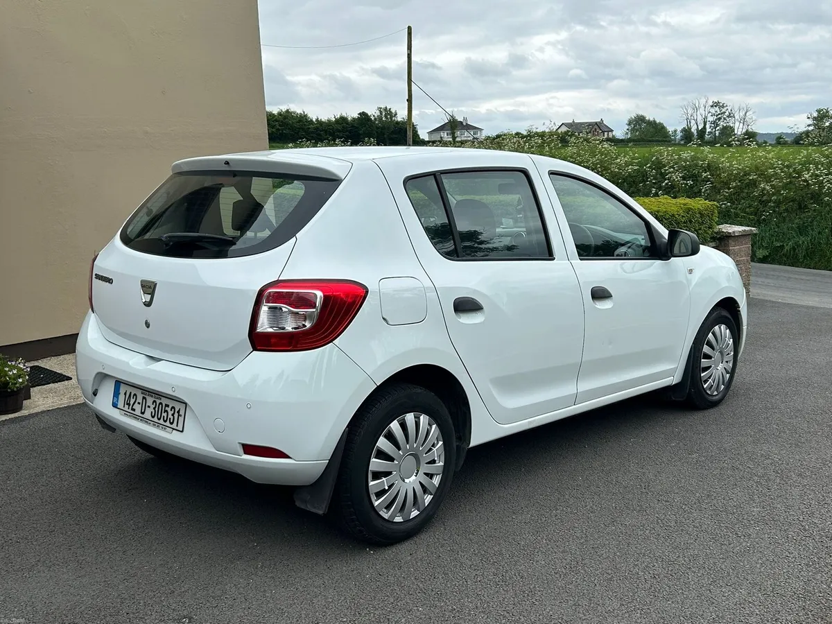 2015 Dacia Sandero - Image 2