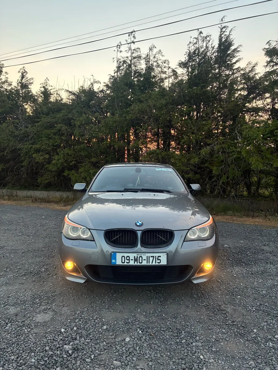 2009 bmw 5series - Image 5