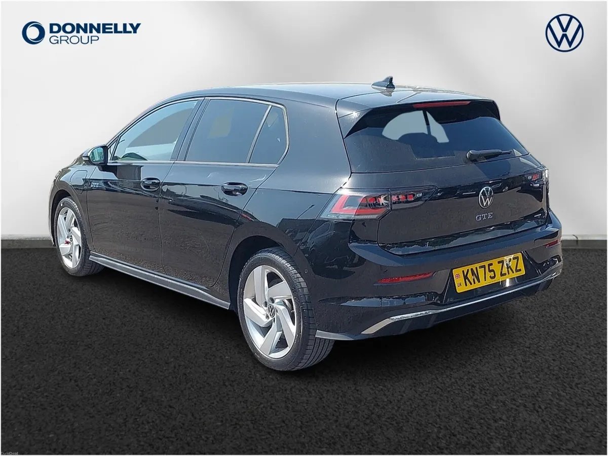 Volkswagen Golf Hatchback GTE - Image 3