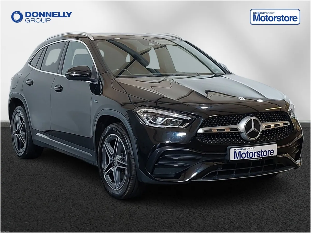 Mercedes-Benz GLA Class Gla Hatchback Special Edit - Image 1