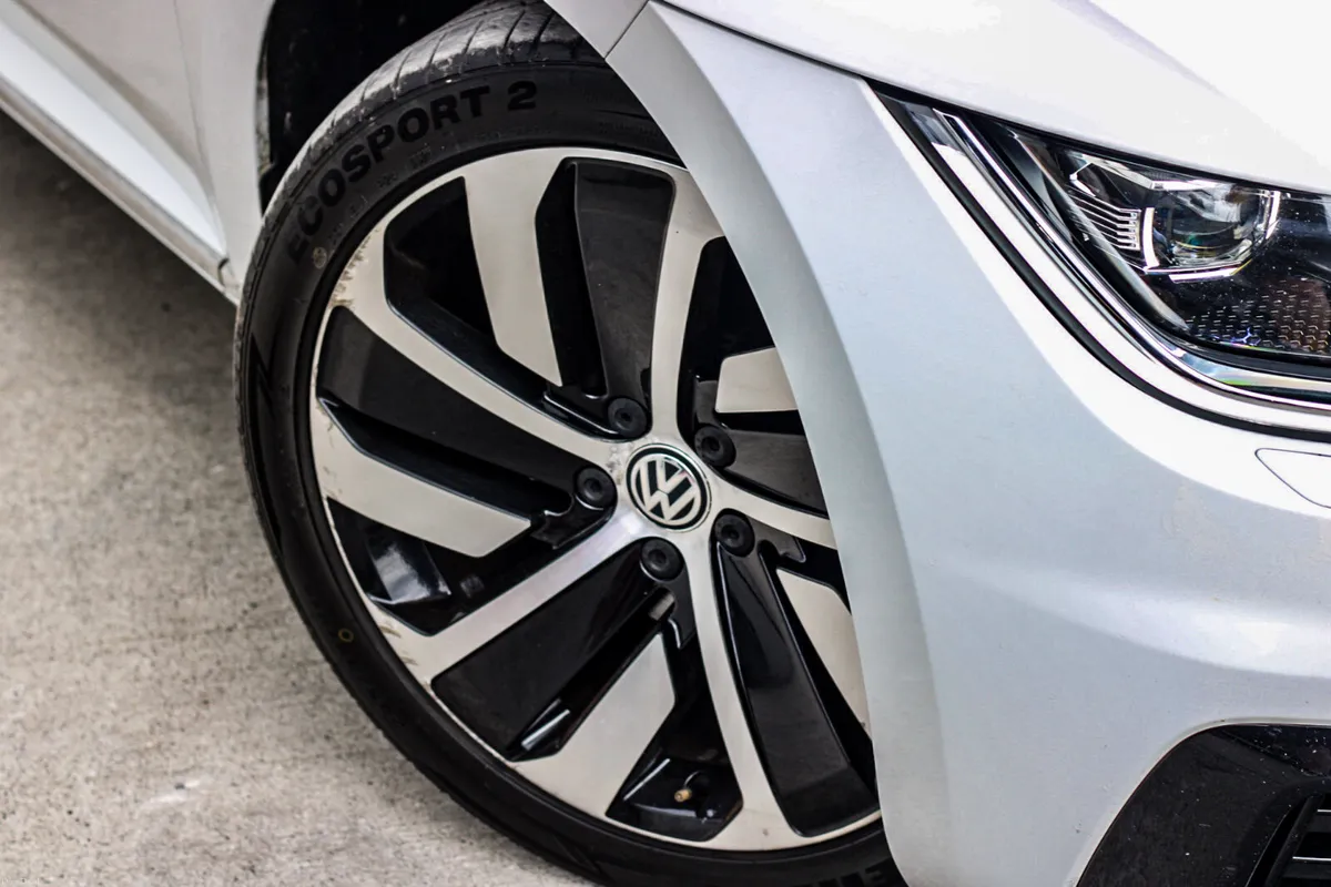 2019 VOLKSWAGEN ARTEON R-LINE - Image 6