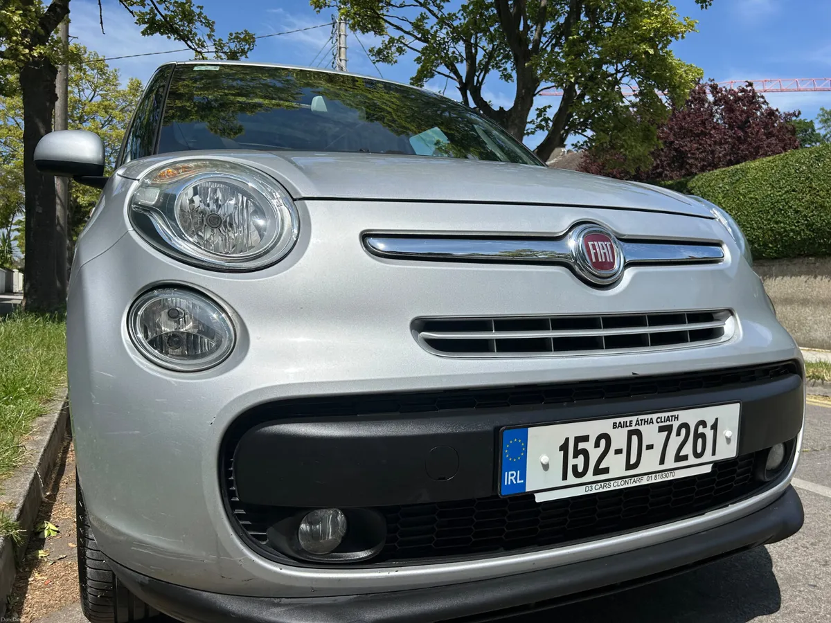 2015 FIAT 500 L AUTOMATIC 7 SEATS PANORAMIC SUNROO - Image 3
