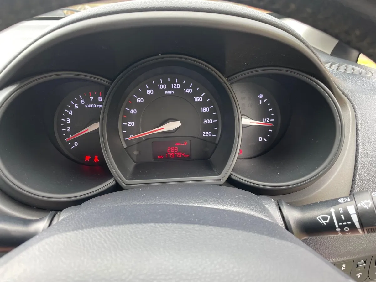 Kia Rio 2013 - Image 3