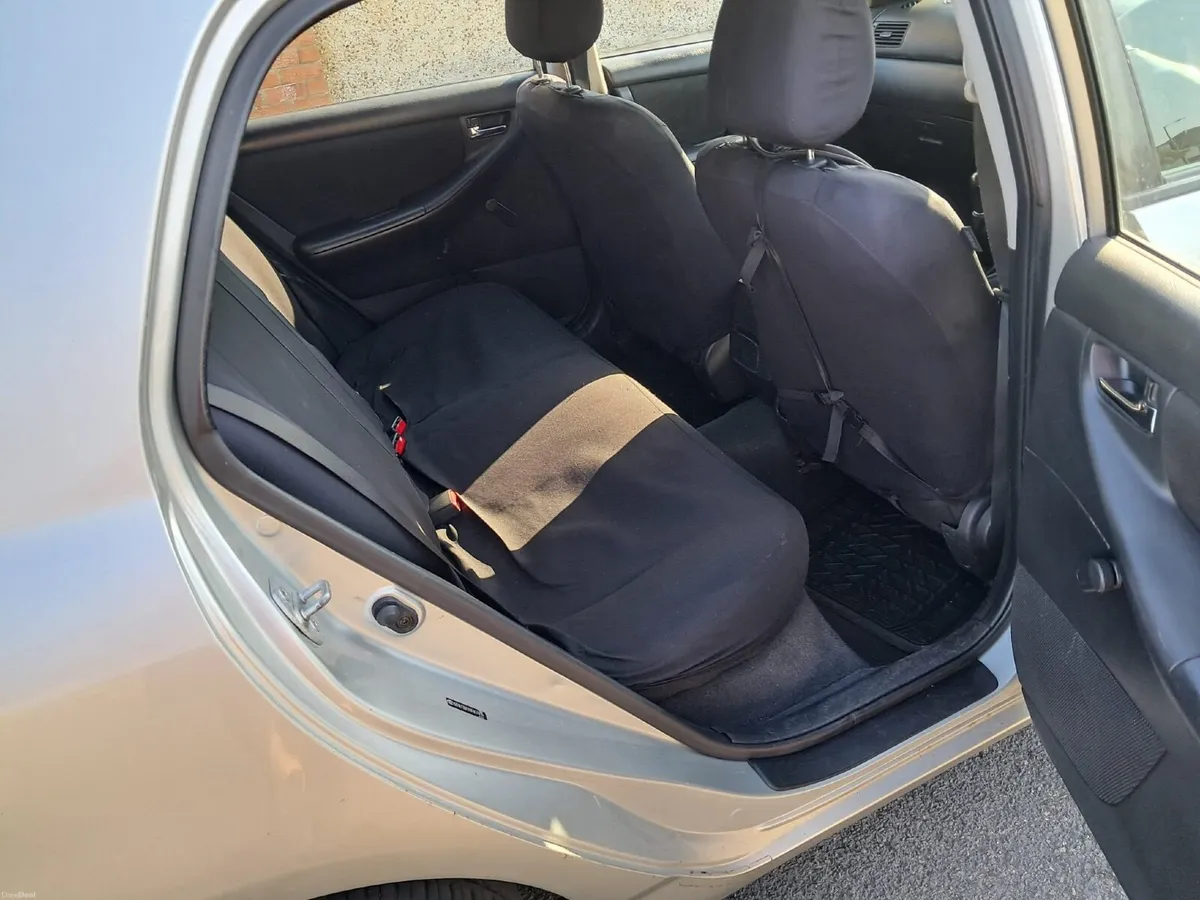Toyota Corolla 2006 - Image 4