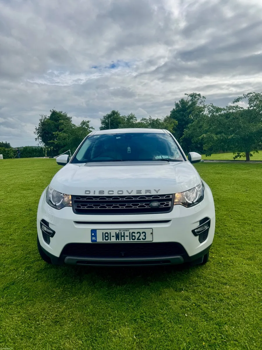 Land Rover Discovery Sport 2018 - Image 1