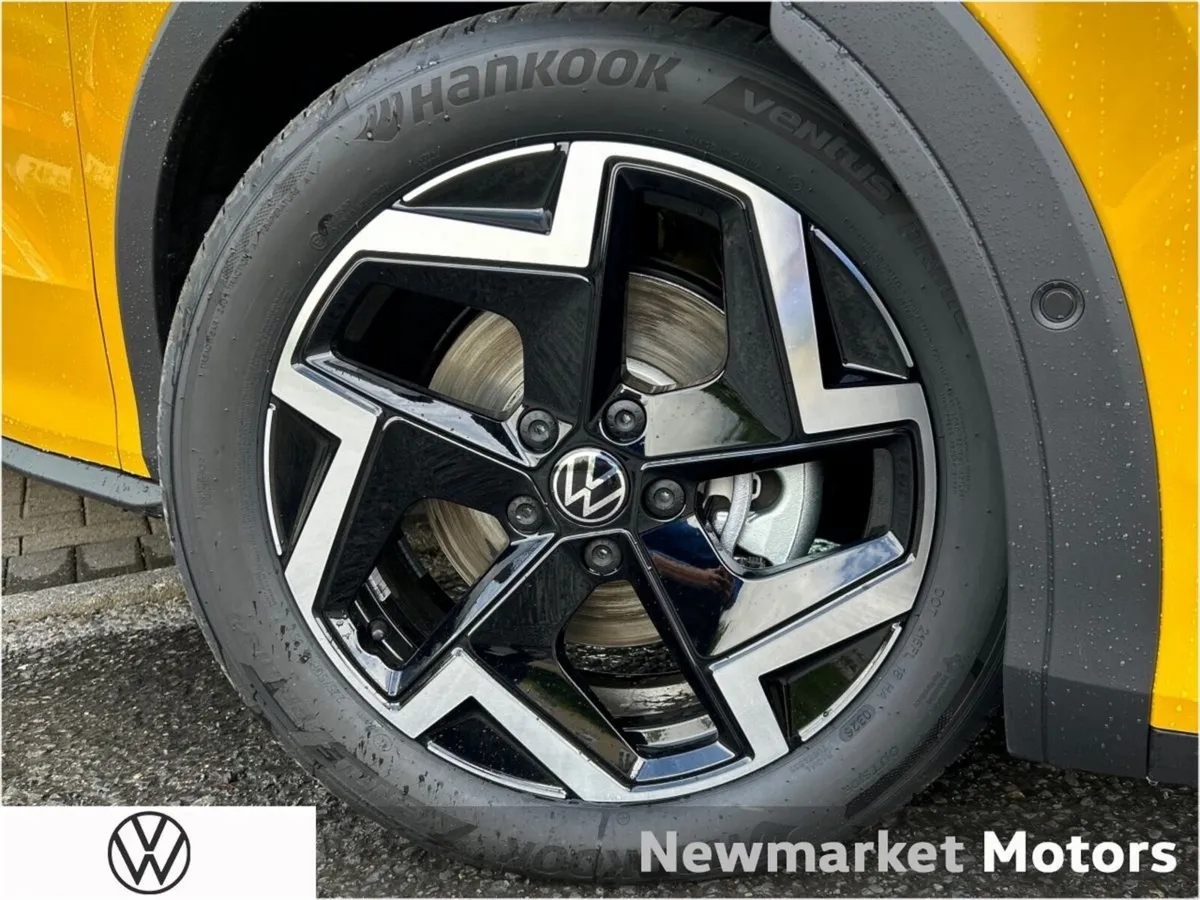 Volkswagen T-Roc R-LINE 1.5TSI 150BHP AUTOMATIC MI - Image 2