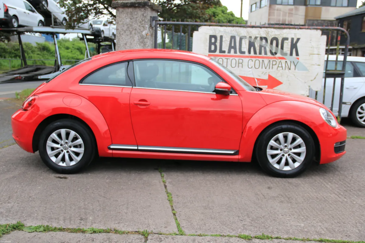 Volkswagen Beetle 2013 - Image 3