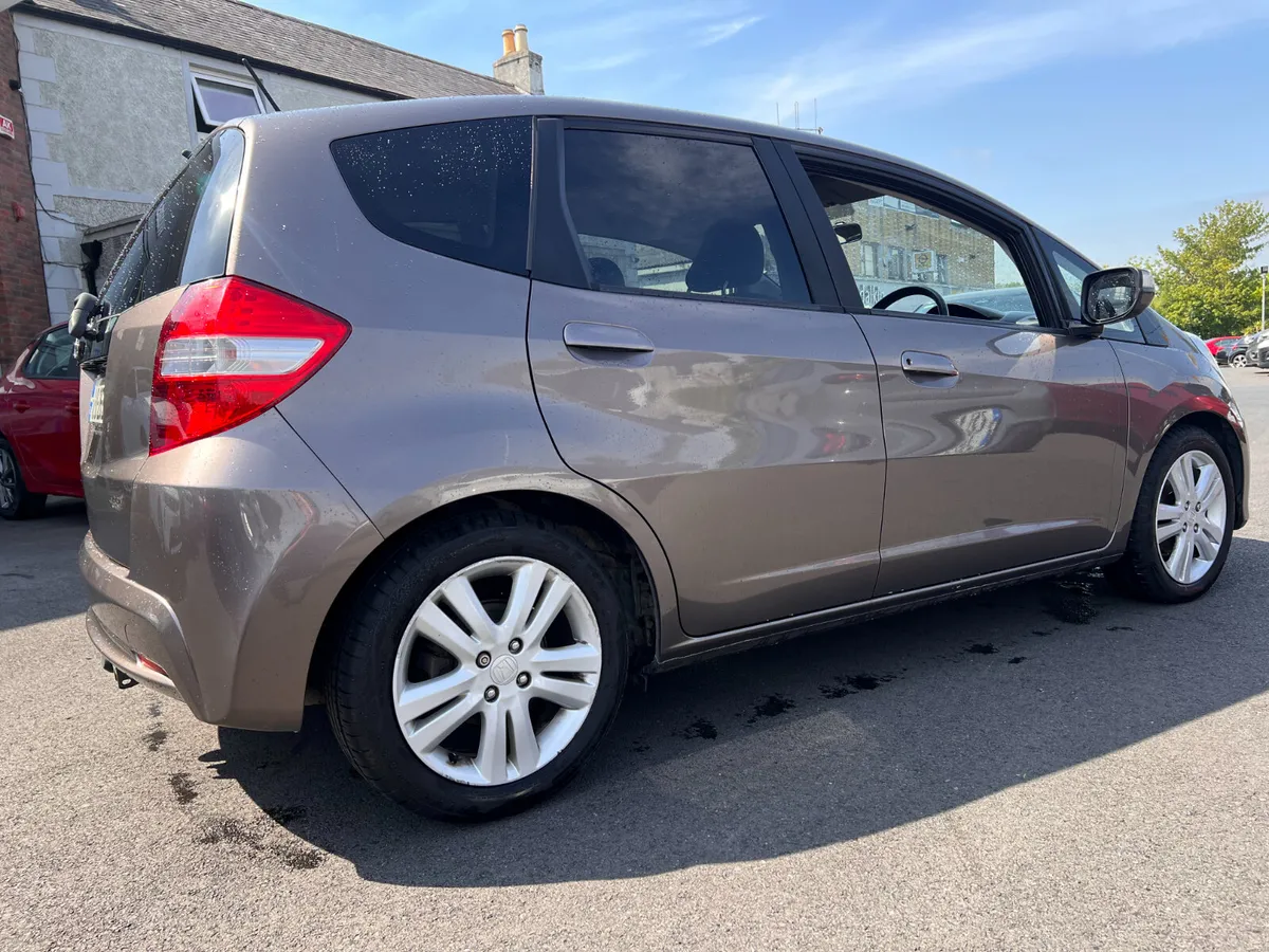 Very Clean Relible Honda Jazz Manual Transmission - Image 3
