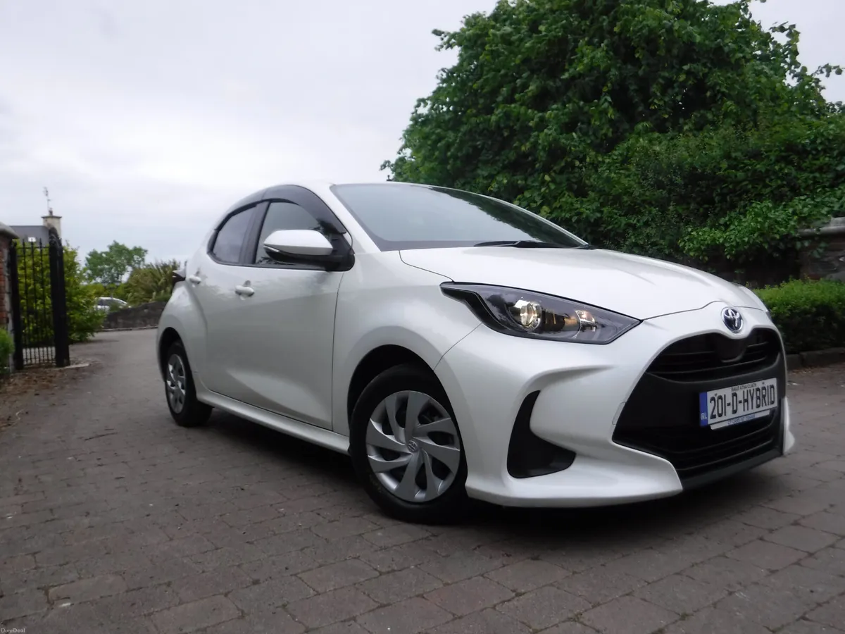 TOYOTA YARIS 1.5 AUTO HYBRID ANDROID+CARPLAY - Image 1