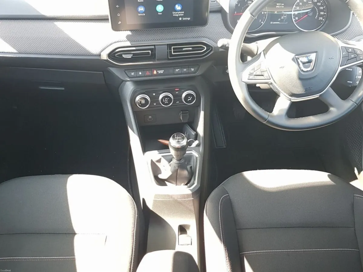 Dacia Jogger TCe 110 Extreme SE - Image 4