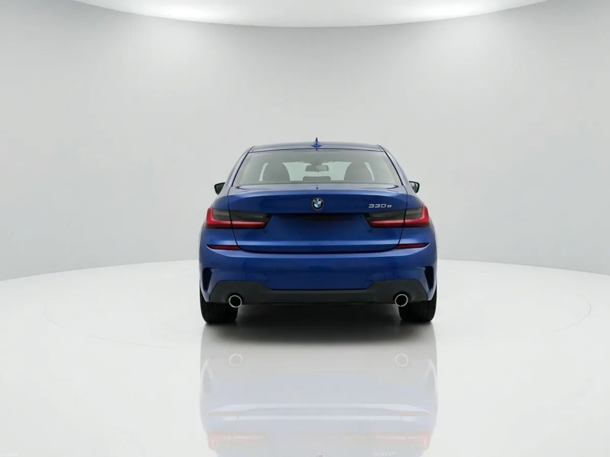 BMW 3-Series 2020 - Image 6