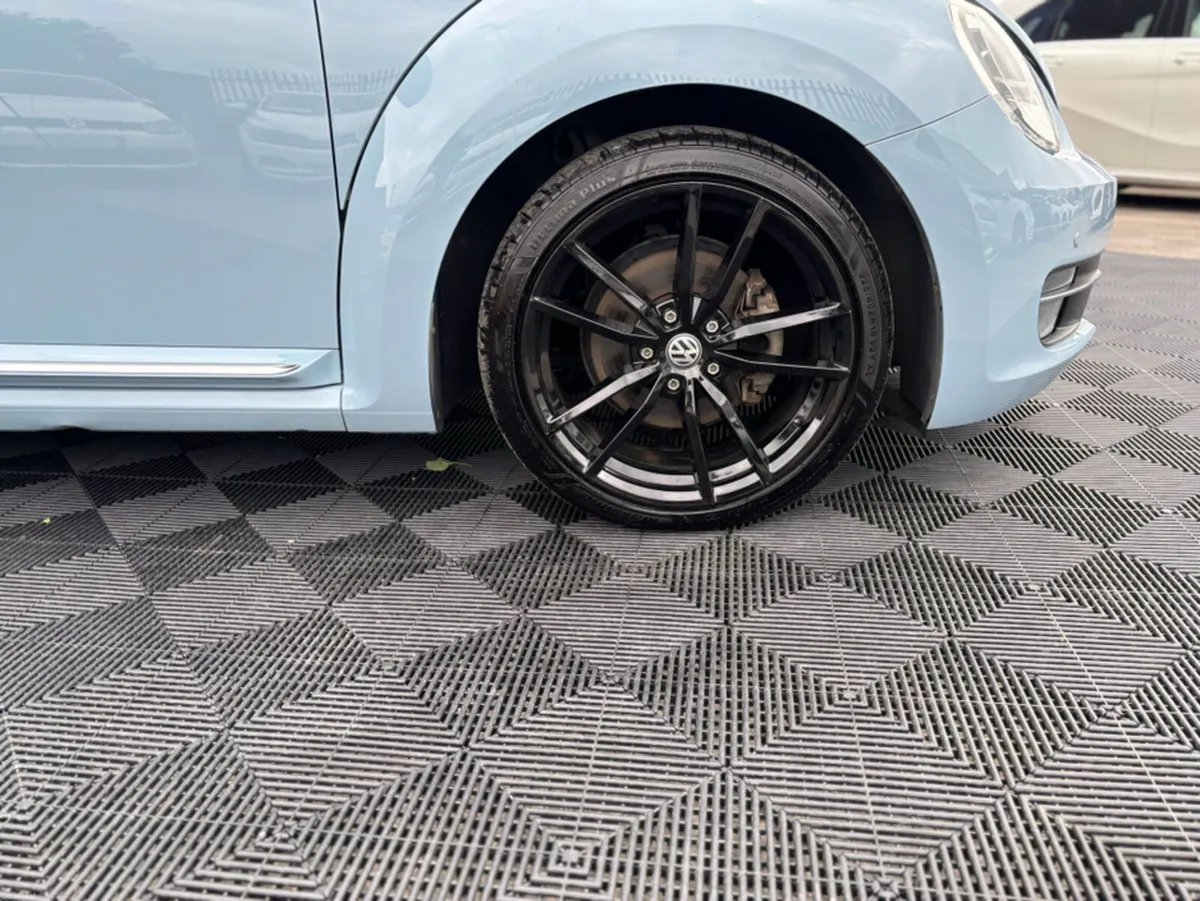Volkswagen Beetle VW Beetle 1.2 tsi Petrol r-desig - Image 3