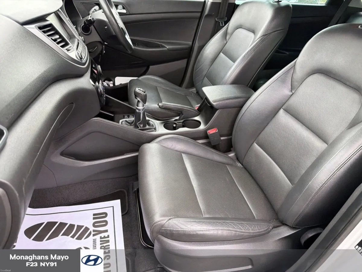 Hyundai Tucson 1.7 DIESEL EXECUTIVE 5DR - Image 4