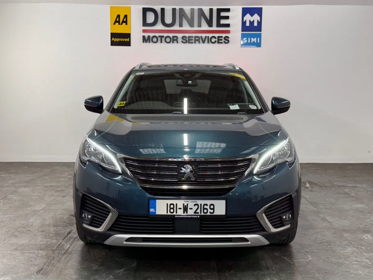 Peugeot 5008 **ALLURE**APPLE CAR PLAY / ANDROID AU - Image 3