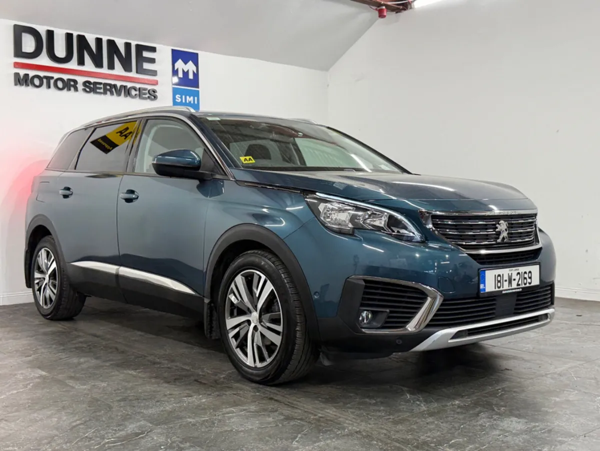 Peugeot 5008 **ALLURE**APPLE CAR PLAY / ANDROID AU - Image 4