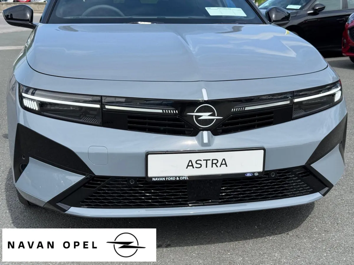 Opel Astra GS-Line 1.5TD 130Ps - Image 3