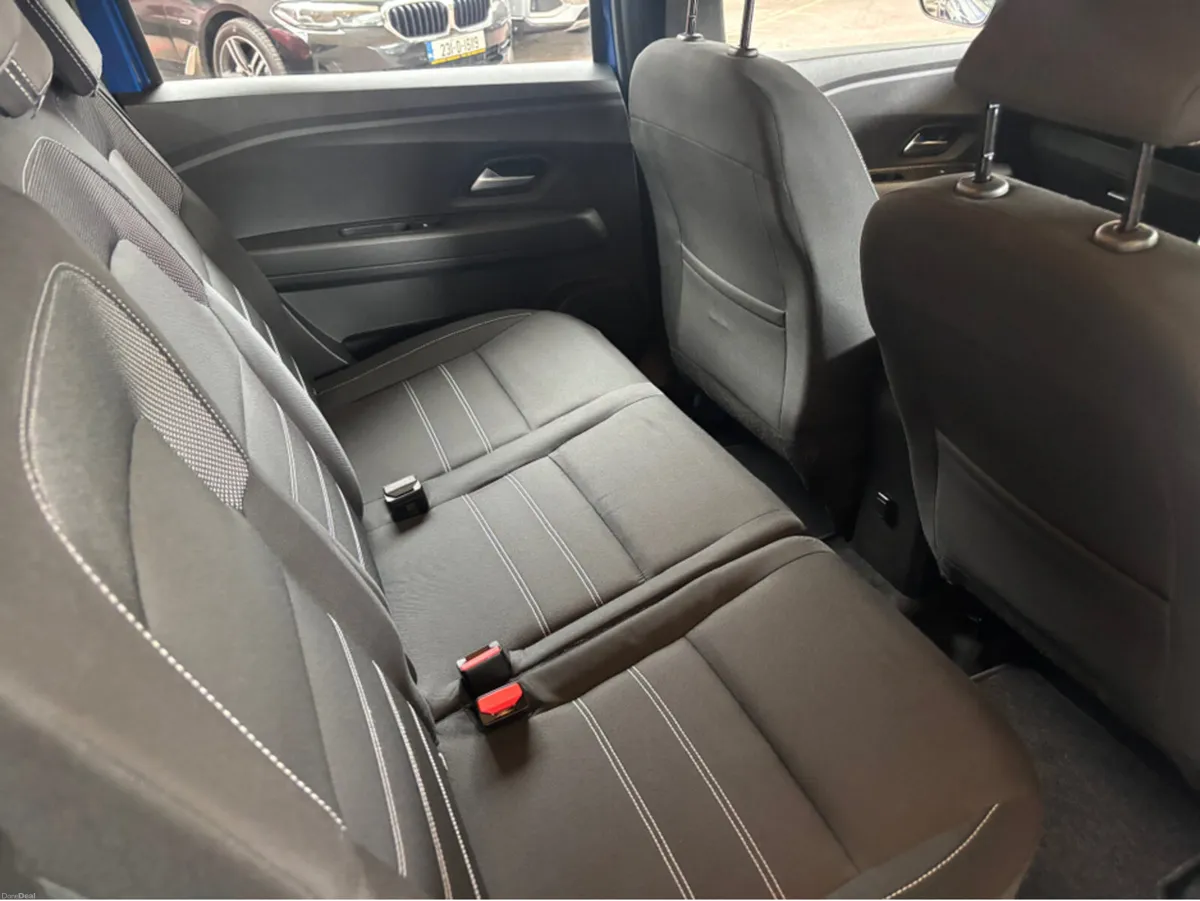 Dacia Jogger COMFORT TCE 110 5DR - Image 3
