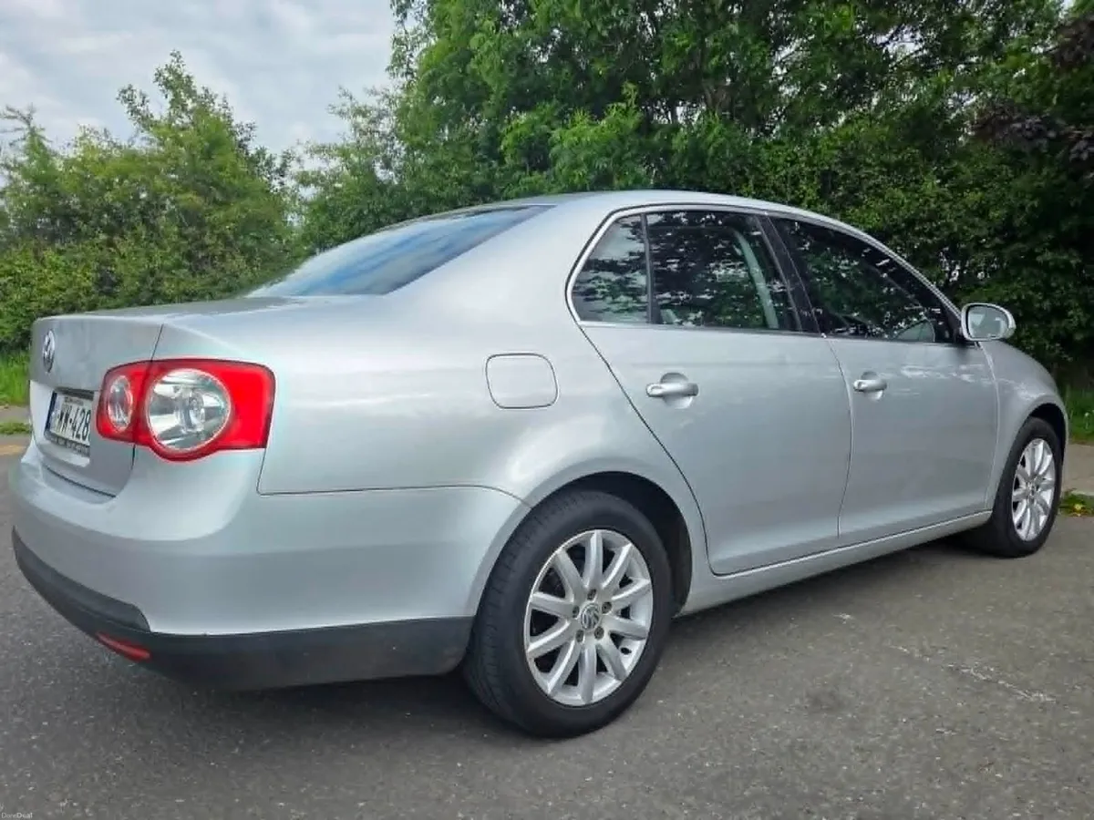 2006 Volkswagen Jetta 1.6cc Comfortline - Image 3