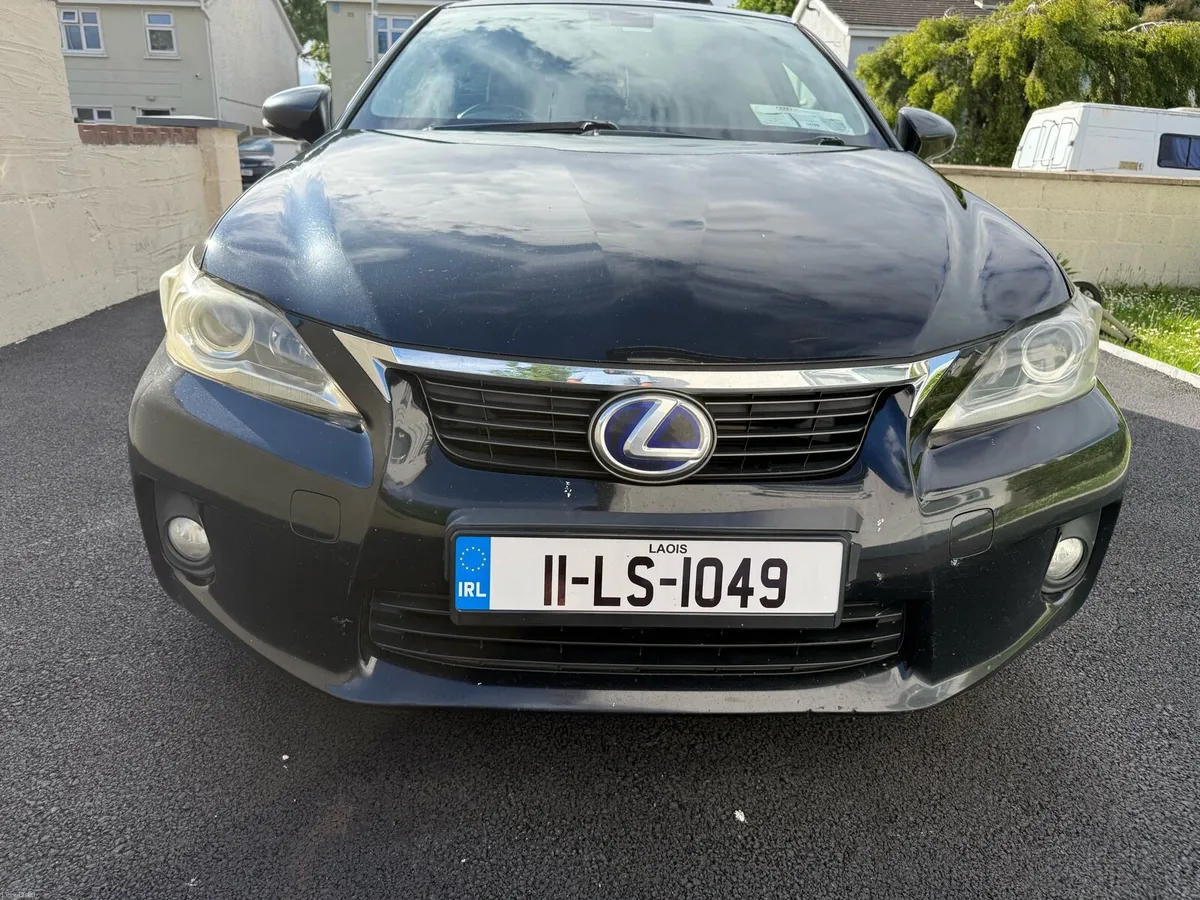 Lexus ct200h 2011 NCT 05/2027 - Image 1