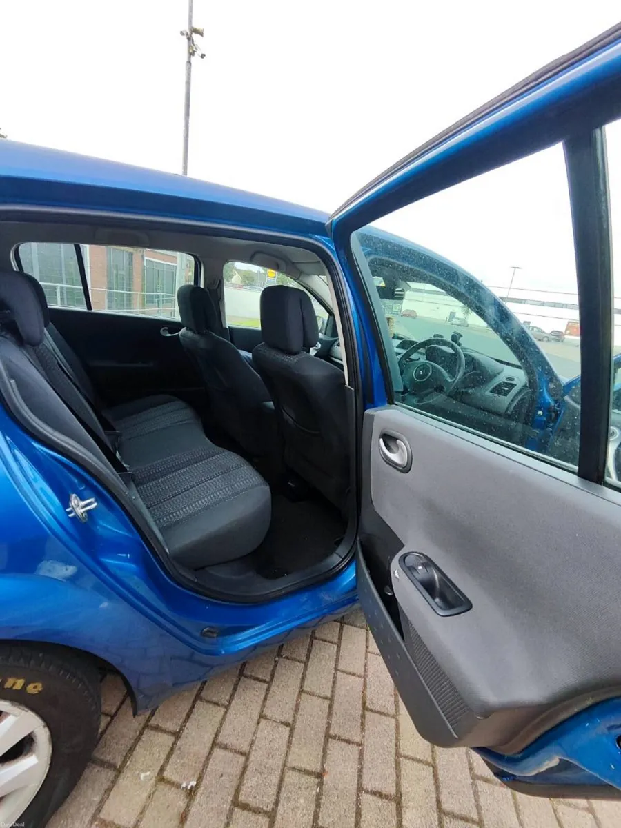 Renault Megane 1.5dci - Image 6