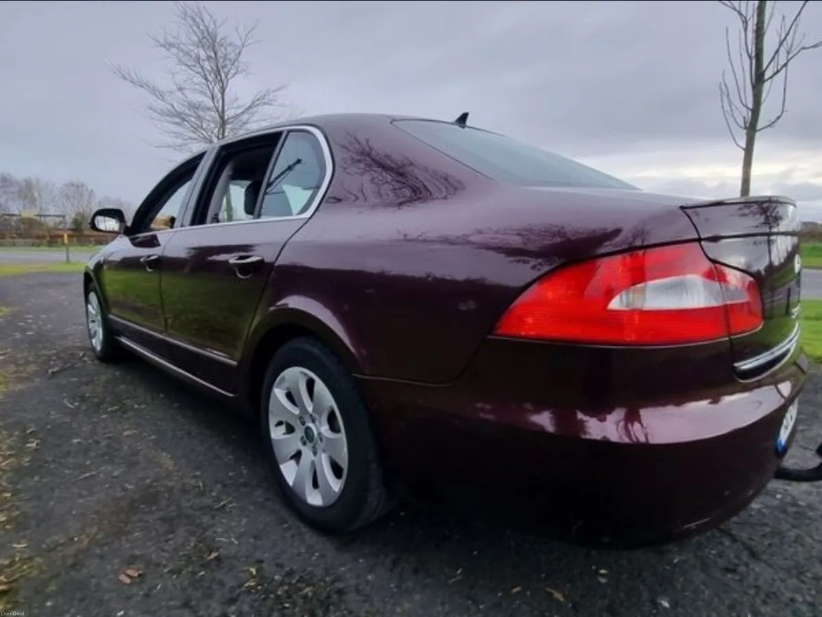 SKODA SUPERB 1.6TDI NCT 5/27 TAX 3/27 - Image 4