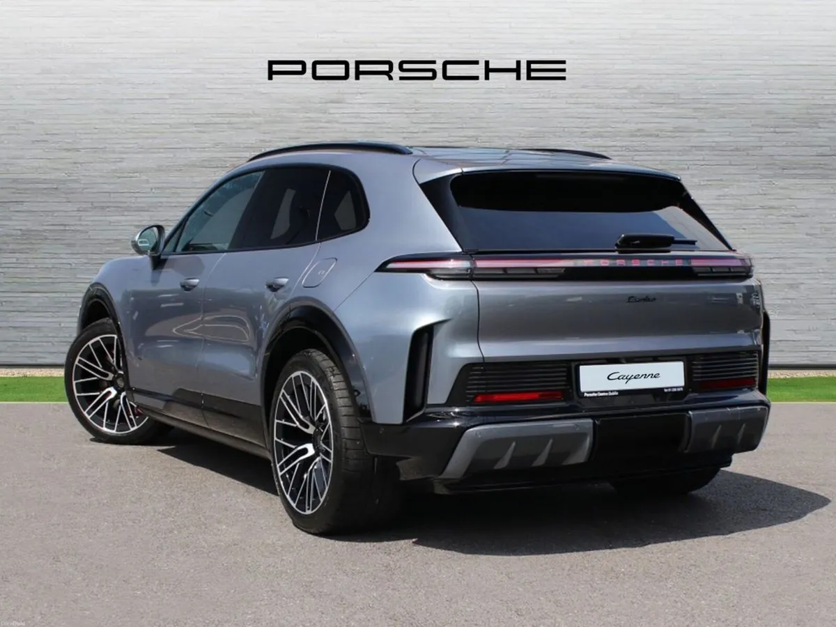 Porsche Cayenne Turbo Electric (New Model) - Image 3
