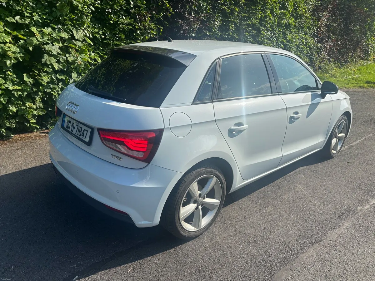 Audi a1 2016 56k kms - Image 4