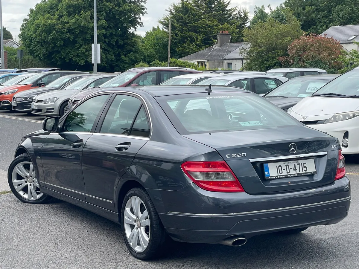 Mercedes-Benz C-Class 2010 AUTOMATIC - Image 4