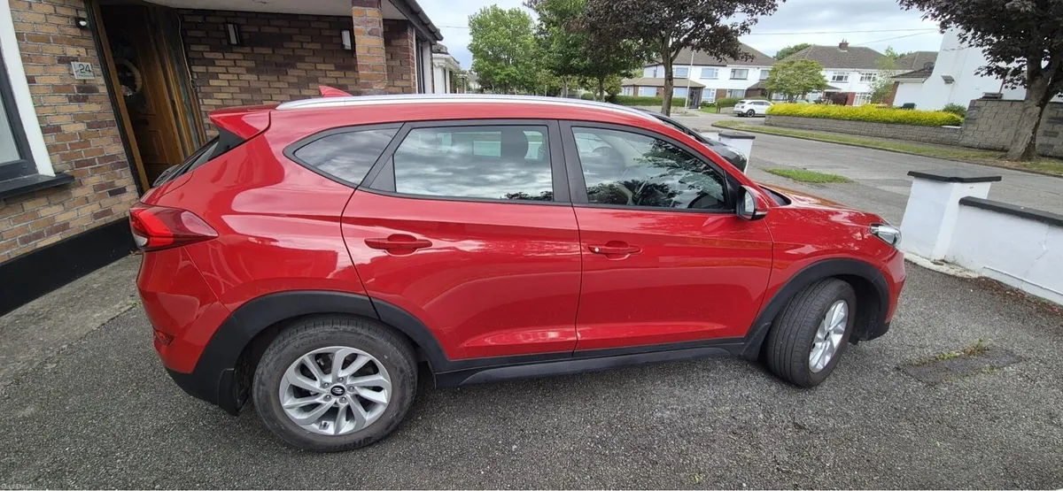Hyundai Tucson 1.7 Executive SE - Low Mileage - Image 1
