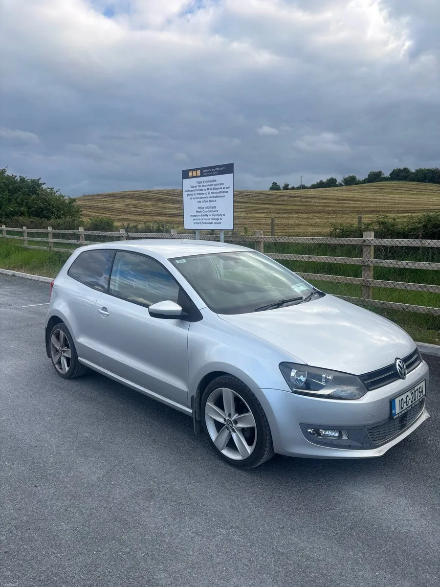 2010 VW POLO AUTO 1.4 PETROL - Image 3