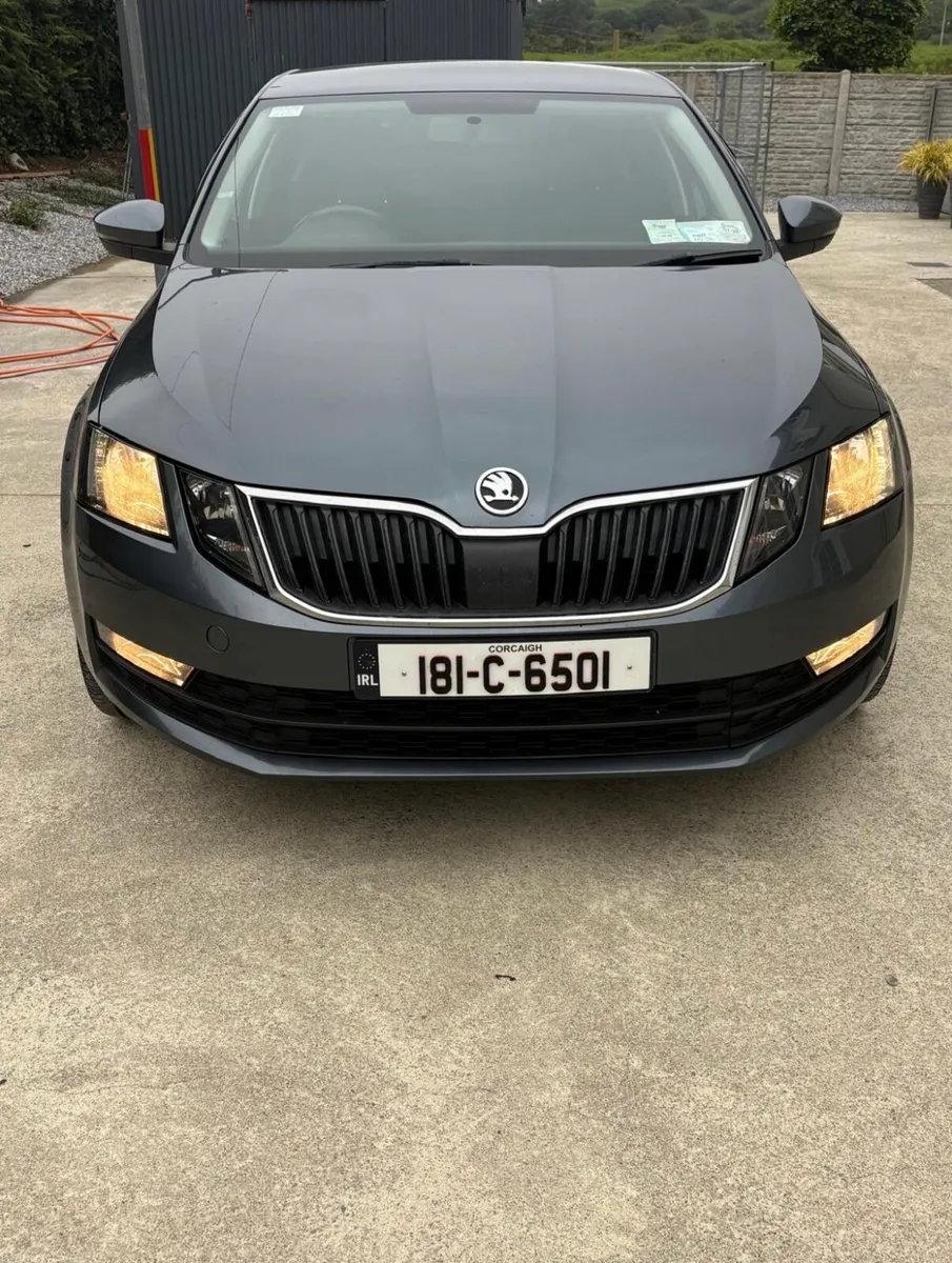 SKODA OCTAVIA - Image 2