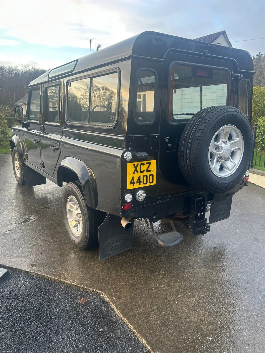 Land Rover Defender TD5 2003 p/x - Image 2