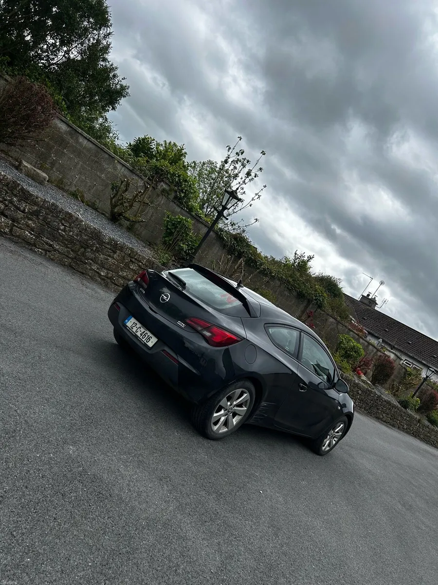 Opel Astra Gtc Turbo - Image 4