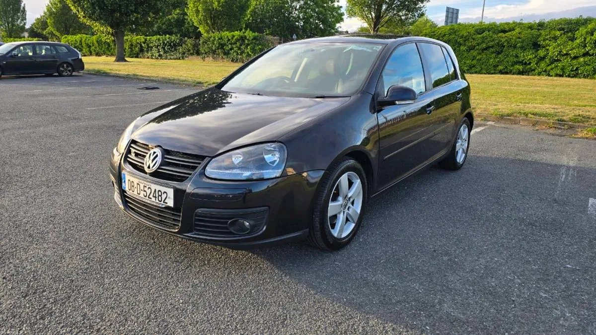 Volkswagen Golf GT Sport 1.4 - Image 3