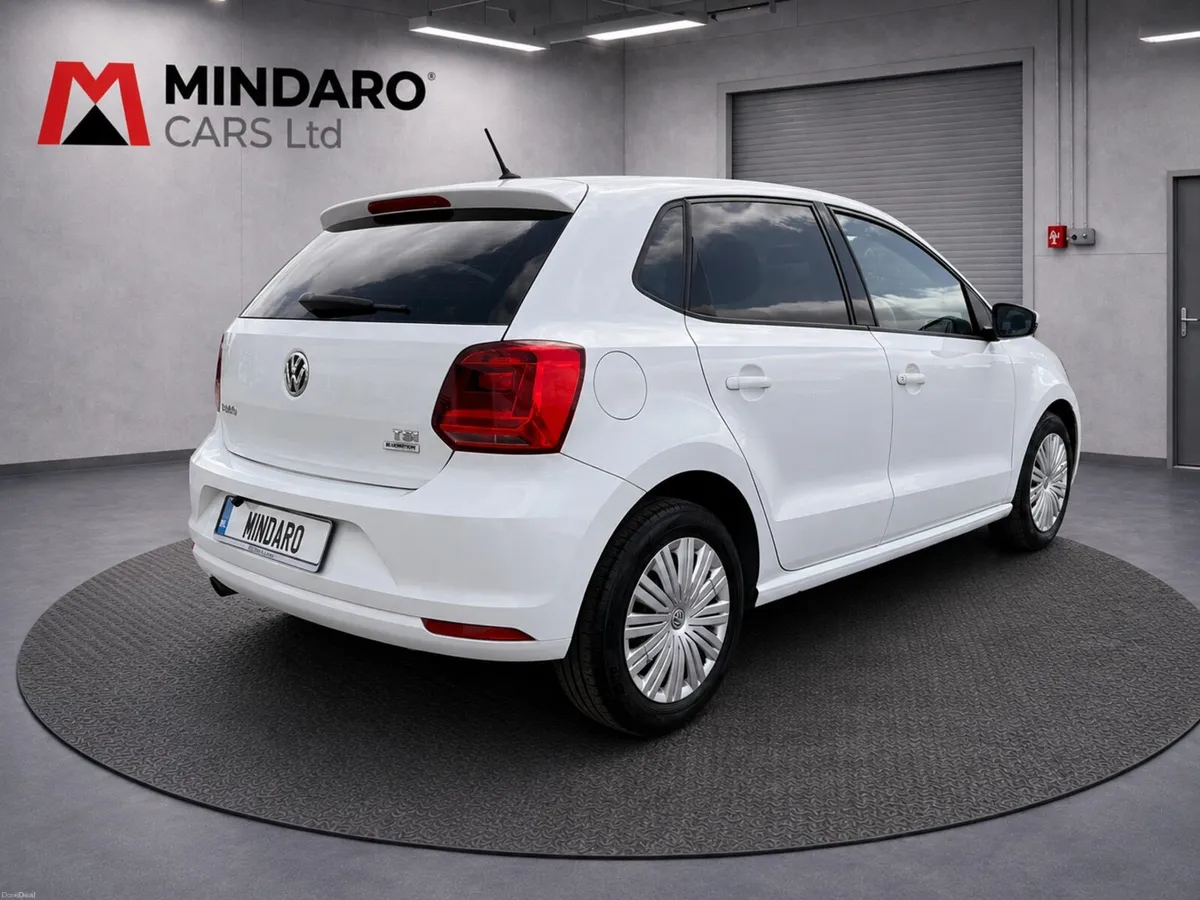 VW POLO//AUTOMATIC//VERY LOW KMS - Image 3